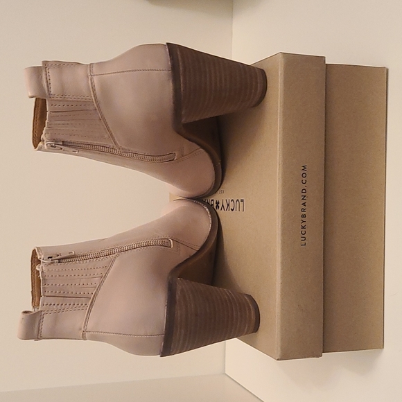 Lucky Brand Nesly Leather Ankle Boot - Picture 5 of 6